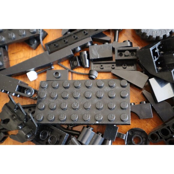 2 lbs. Pounds 8oz Mixed Lot Lego Bulk Black Bricks Pieces Plates Blocks - Picture 12 of 16